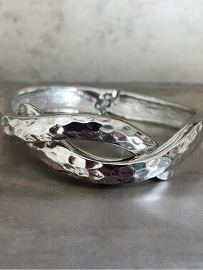 Silver Hammered Twist Hinge  Bracelet